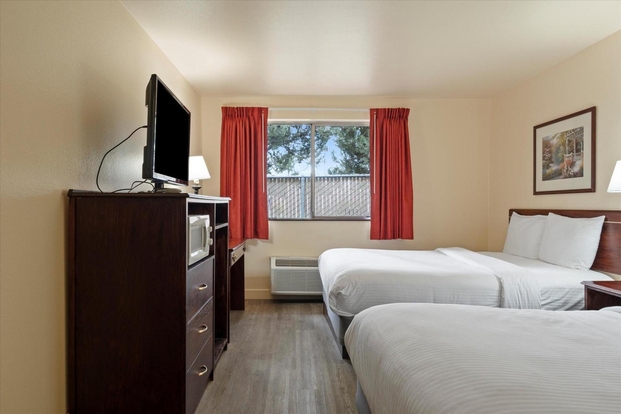 Quincy Inn And Suites Kültér fotó