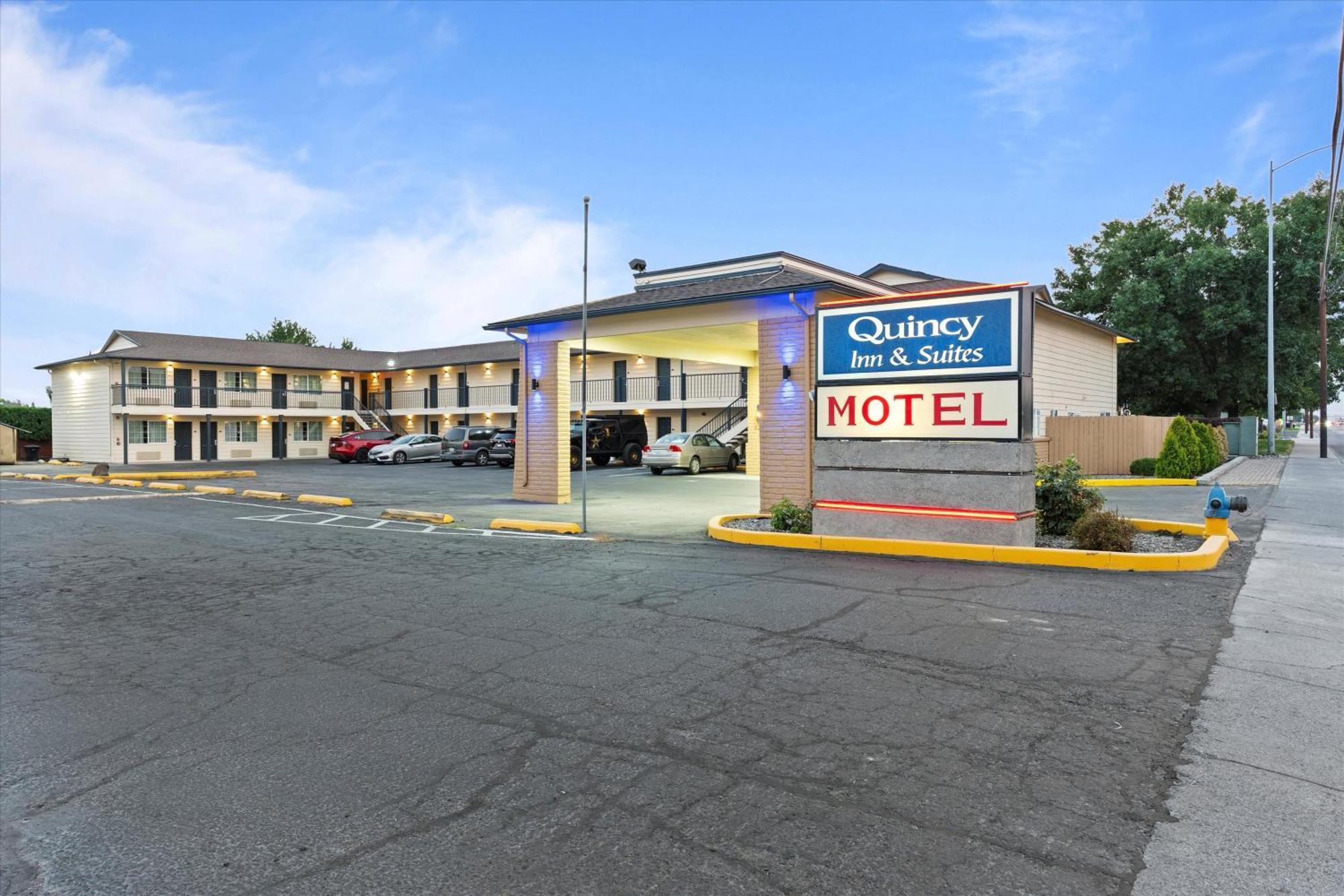 Quincy Inn And Suites Kültér fotó