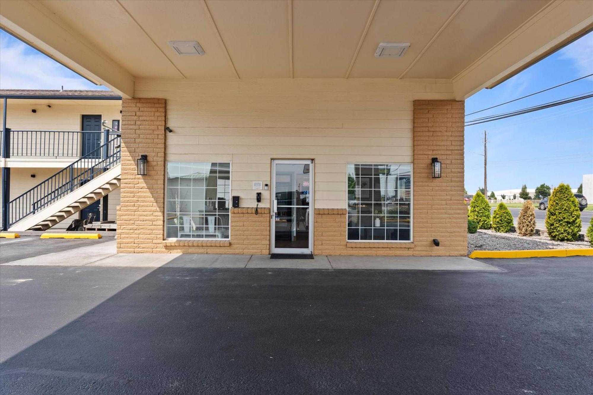 Quincy Inn And Suites Kültér fotó
