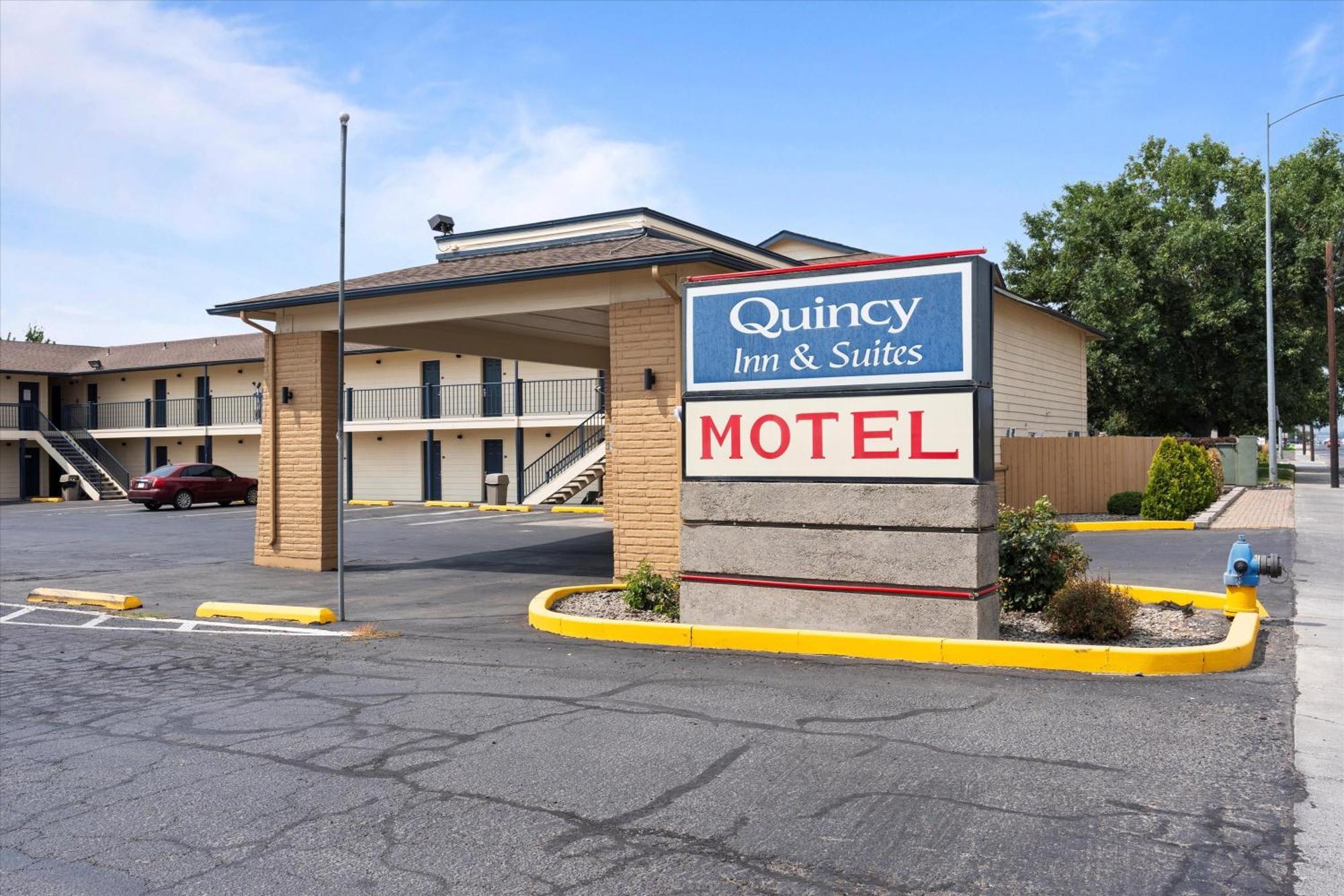 Quincy Inn And Suites Kültér fotó